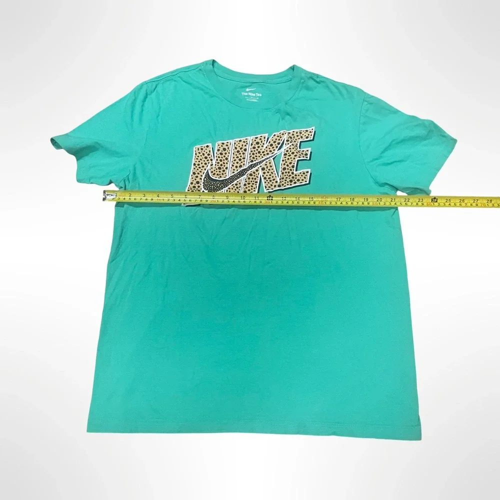 Nike Womens Tee Shirt Aqua Leopard Print Logo Casual Athleisure Size L‎ casual